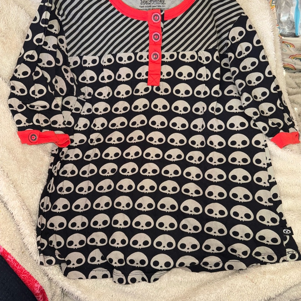 Skelanimals rare vintage shirt top